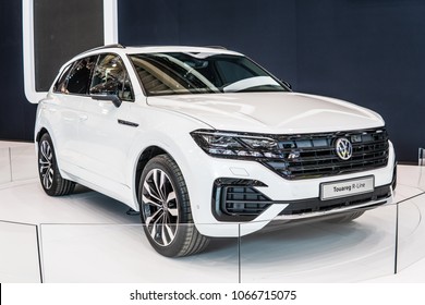 1,963 Volkswagen touareg Images, Stock Photos & Vectors | Shutterstock