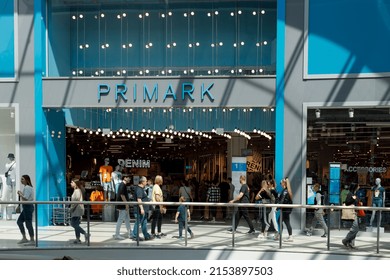 943 Primark store Images, Stock Photos & Vectors | Shutterstock