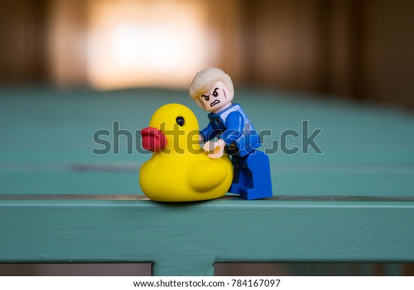 captain america rubber duck