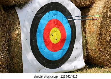 915 Archery Target Face Images, Stock Photos & Vectors | Shutterstock