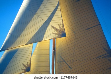 Prada 2002 - Cannes - Big sail
