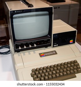 PRAGUE, CZECH REPUBLIC - AUG 6, 2017: Apple 2 II Computer, Apple Museum In Prague.