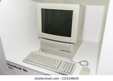 Old Desktop Computer Images, Stock Photos & Vectors ...