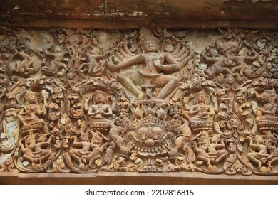 Prasat Sand Stone Sikhoraphum, Lintel Door