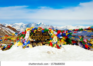 Prayer Flags - Thorong La Pass - Nepal