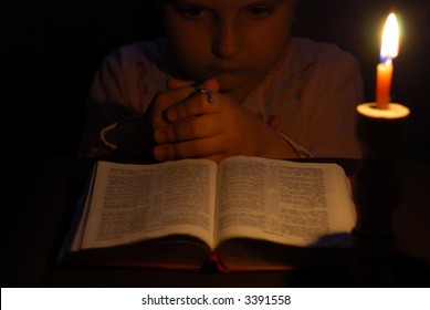 3,306 Studying in candle light Images, Stock Photos & Vectors ...