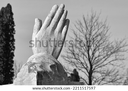 Praying Hands In Dewitt NY