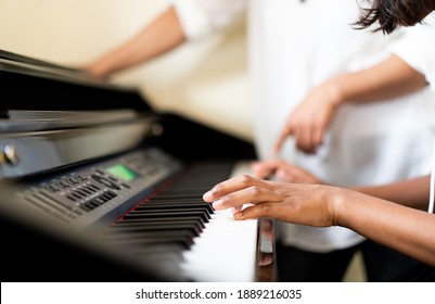 Pre Teens Girl 12 Years Old Play Piano Sing A Song And Worship In Sunday Service Live Streaming Video At Home.Online Learning Music Class.Lockdown At Home.Girl Teenager Practice Piano.Sunday Worship.