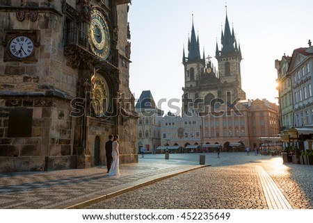 Pre Wedding in Prague (Astronomical Clock)
