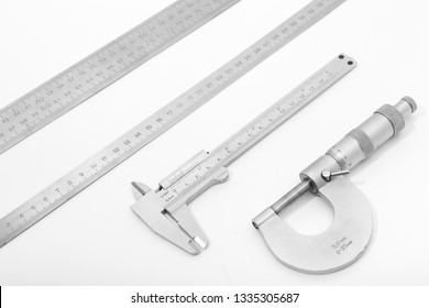 Precise measuring instruments
