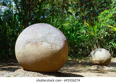 Precolumbian Chiefdom Settlements Stone Spheres Costa Stock Photo ...