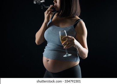 pregnant mother smoking and drinking