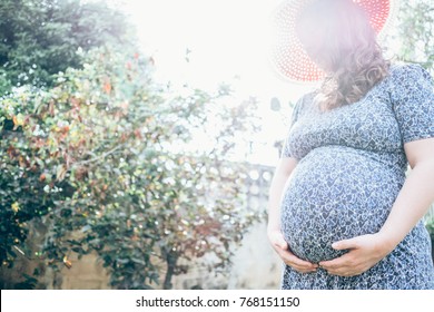 Pregnant Woman Have A Happy Time For New Life