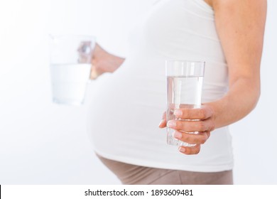 4,196 Pregnant woman full body Images, Stock Photos & Vectors ...