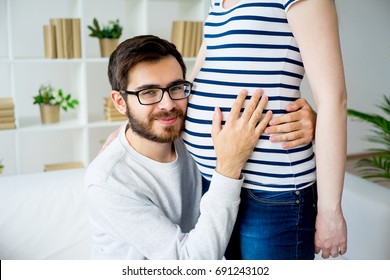 Pregnant Woman Husband Stock Photo 691243102 | Shutterstock