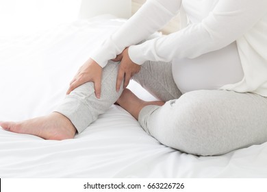 Pregnant Women With Cramp In Leg