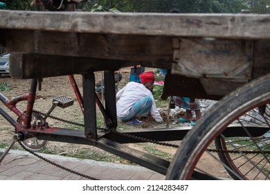 Preparation Of Book Fair 2022, People Working Hard For The Book Fair 2022. This Image Was Captured By Me On February 9, 2022, From Dhaka, Bangladesh.