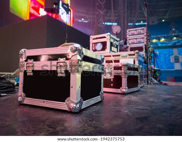 Preparation for concert concept. Cases for
musical equipment on stage. Sound equipment transport boxes.
Concept - rental of sound equipment. Rent and sale of musical
instruments. Concert
facilities