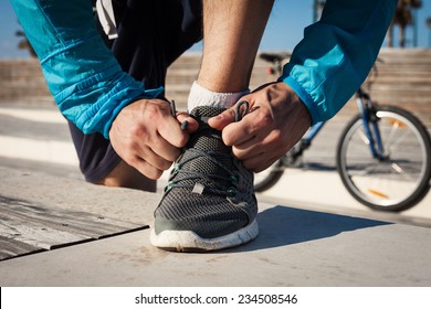 6,436 Runner cyclist Images, Stock Photos & Vectors | Shutterstock