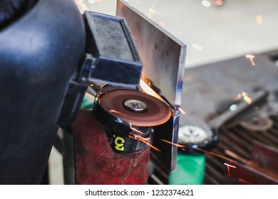 Preparation Of Student Welding Work Surface