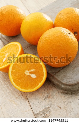 preparing fresh oranges