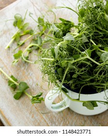 Preparing Fresh Pea Shoots