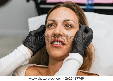 Preparing for perfect eyebrows, thread marking technique
