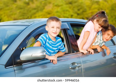 9,559 Kids car window Images, Stock Photos & Vectors | Shutterstock