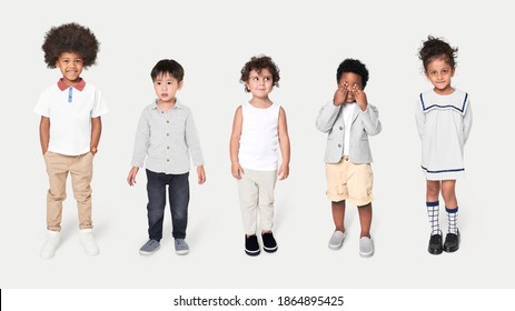 Preschoolers in summer outfits full body