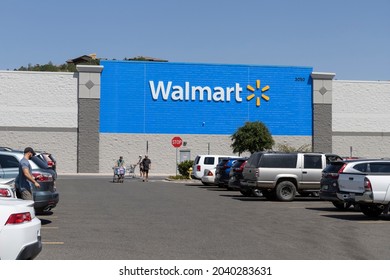 Prescott - Circa September 2021: Walmart Retail Location. Walmart Introduced Its Veterans Welcome Home Commitment And Plans On Hiring 265,000 Veterans.