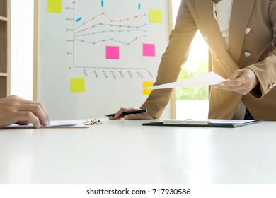 Presentation Business Group Meeting Show Chart Stock Photo 717930586 ...