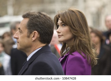President Nicolas Sarkozy of France and his wife Carla Bruni-Sarkozy attend the laying of a wreath at the Statue Of Charles De Gaulle on March 27, 2008 in London, England.