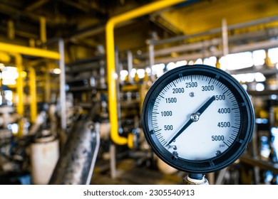 The pressure gauge paging from the pipe on the offshore wellhead does not show pressure.