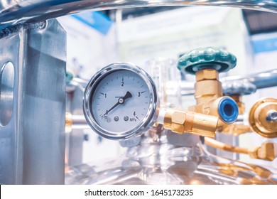 Pressure Regulators For Pure And Technical Gases