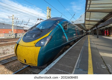 Preston , Lancashire-England - 26.08.2021 - British Rail Class 390 Electric High-speed Passenger Train Avanti West Coast Service Departing Preston Railway Station Platform 3 To Blackpool North