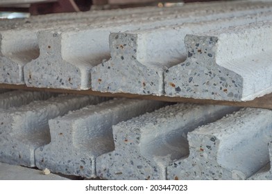 Prestressed Precast Pretensioned Reinforced Concrete Beam