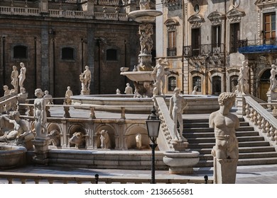 Pretoria-Brunnen auf dem Platz Pretoria, Palermo, Sizilien, Italien