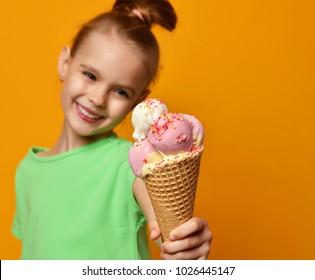 2,252 Little girl licking ice cream cone Images, Stock Photos & Vectors ...