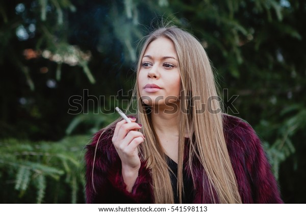 Pretty Blond Girl Long Hair Smoking Stock Photo 541598113 | Shutterstock