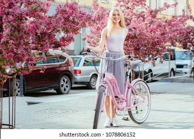 vintage pink bike