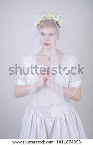 The Bride Subdued colour