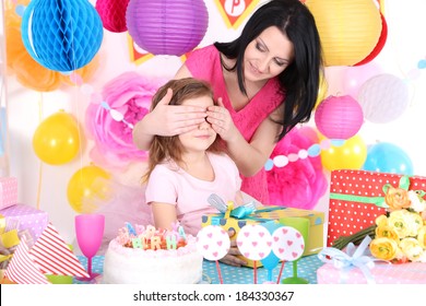 5,595 Girl With Mom Celebrate Her Birthday Images, Stock Photos ...