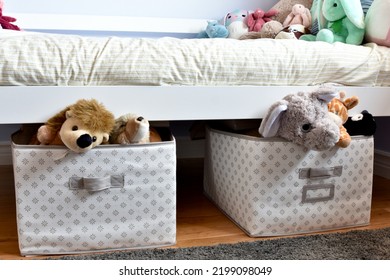 Pretty And Modern Kid's Bedroom With Stuffed Toys And Storage Solutions