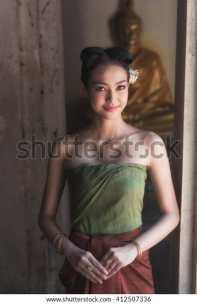 Pretty Thai Woman Posing Thai Ancient Stock Photo 412507336 | Shutterstock