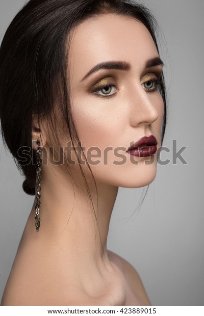 Pretty Woman Short Dark Hair Red Stock Photo Edit Now 423889015