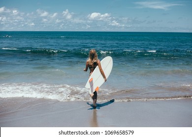 Blonde Surfer Girl Images Stock Photos Vectors Shutterstock