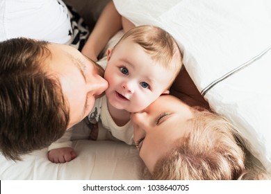 cute family photos with baby