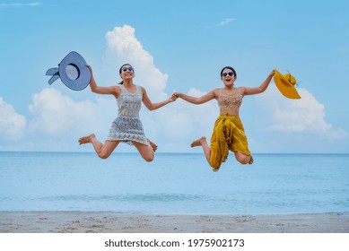 Pride And The LGBTQ Love Couple On Summer Beach. Bisexual And Homosexual Travel Together On Holiday.