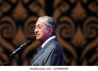 Prime Minister Dr Mahathir Mohamad Delivers Stock Photo (Edit Now 