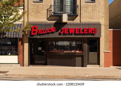 Princeton, Illinois - United States - September 28th, 2022: Old Brick Building And Storefront In Downtown Princeton, Illinois.